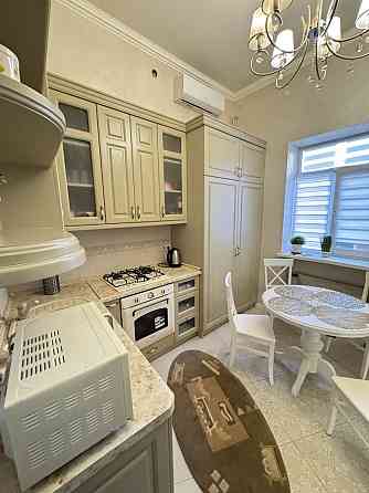 Здаєтся Двохкімнатна в центрі терміново Ужгород