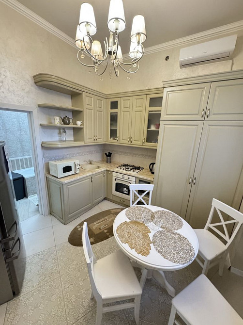 Здаєтся Двохкімнатна в центрі терміново Ужгород - зображення 5