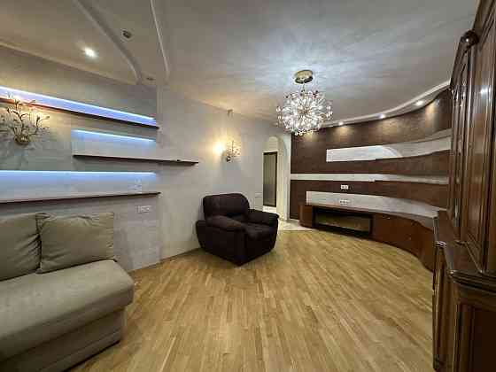 Аренда 3к квартиры ж/м Победа, Бульва Славы, пр-кт Героев Днепр