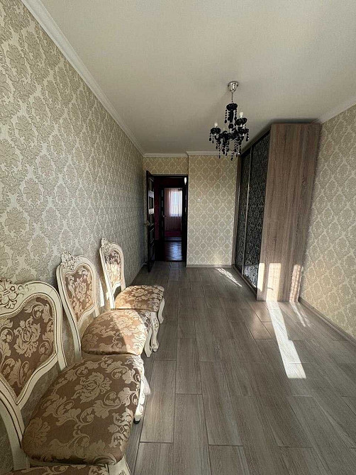 Розділька трикімнатна квартира 70m2 |м| Лісова Киев - изображение 6