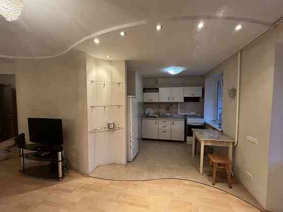 Аренда 1-комн центр Героеа Крут 10000 грн 