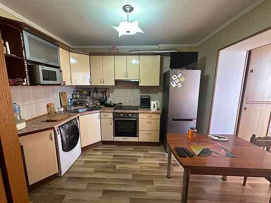 Двухкомнатная с ремонтом по адекватной цене!!! Чорноморськ