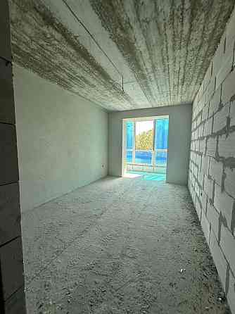 Продаж 2 К на Довженка Крихівці