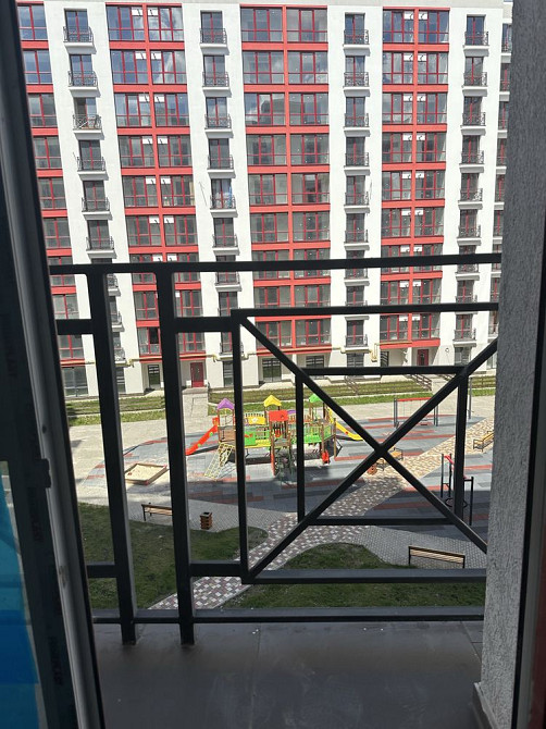 Продаж 2 К на Довженка Крихівці - зображення 1