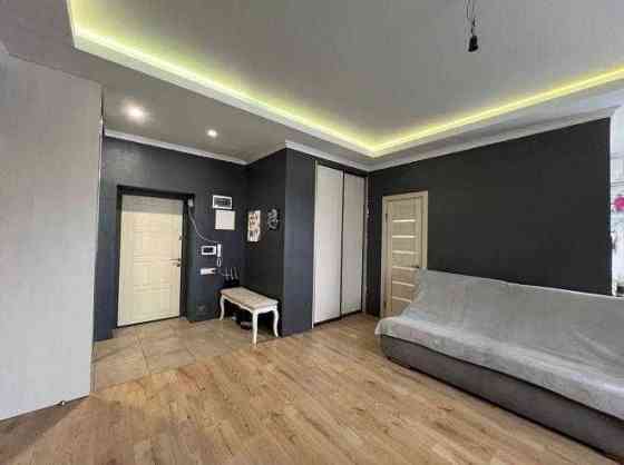 СЕРТИФИКАТ! Сталинка с дизайнерским ремонтом, 52м2,цена 57000 долл.США Харьков