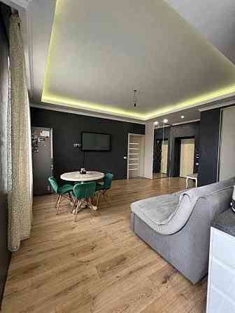 СЕРТИФИКАТ! Сталинка с дизайнерским ремонтом, 52м2,цена 57000 долл.США Харьков