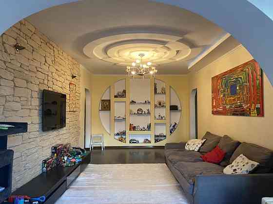 Продам квартиру з ремонтом і меблями. Торг Запорожье