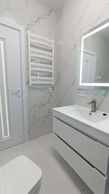 ЕКСКЛЮЗИВ! Квартира з новим ремонтом та меблями! Буча - изображение 1