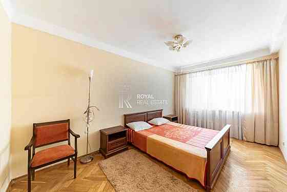 Продаж 3к квартира в центрі!! 63м2  5 хв м Либідська!! 5 поверх є газ! Киев