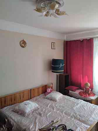 2-х комнатная раздельная !Ул Строителей Метро Дарница 10 мин ходьбы Киев