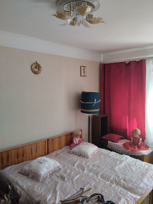 2-х комнатная раздельная !Ул Строителей Метро Дарница 10 мин ходьбы Киев - изображение 1