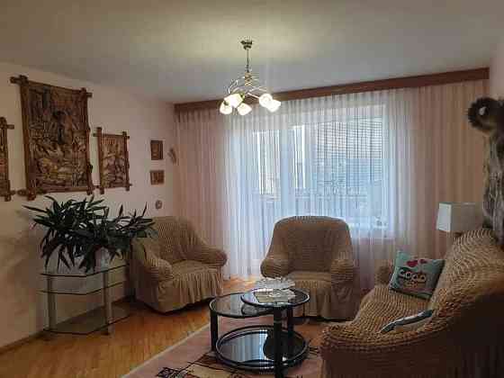 Здається в оренду 3-кімнатна квартира по проспекту Відродження Луцьк