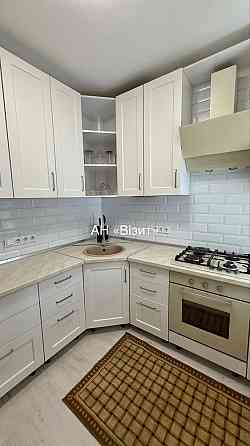 Центр, навпроти театр Гоголя, 1кім.квартира (кухня-гостьова) Полтава