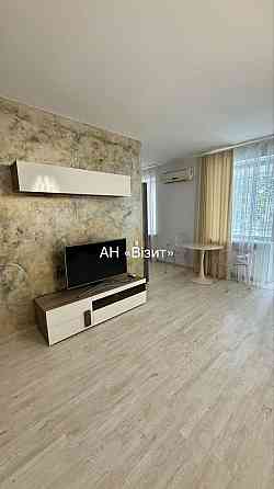 Центр, навпроти театр Гоголя, 1кім.квартира (кухня-гостьова) Полтава