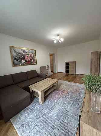 Оренда 2 кімнати 54 м2, вул. Трильовського з паркомісцем Сихів Львів