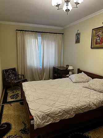 Квартира 4 - ьох кімнатна з власним входом. Иршава