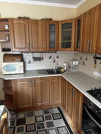 Квартира 4 - ьох кімнатна з власним входом. Иршава