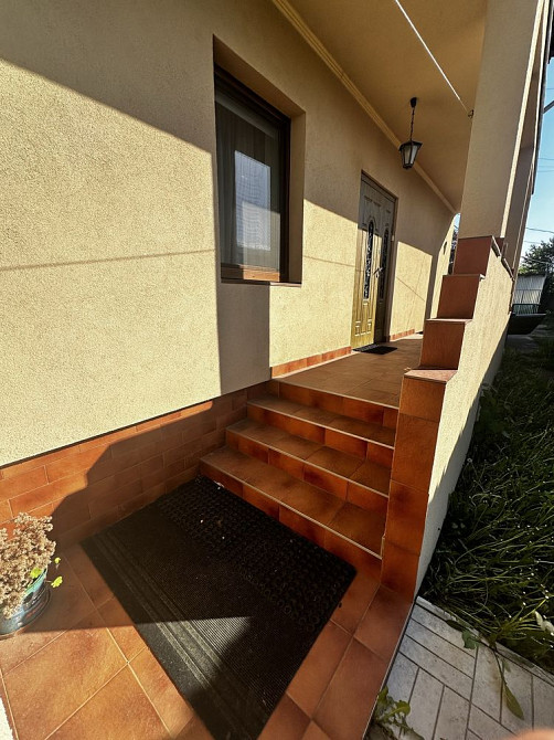 Квартира 4 - ьох кімнатна з власним входом. Іршава - зображення 7