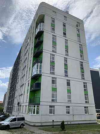 Двокімнатна квартира з частковим ремонтом в зданому будинку Винники