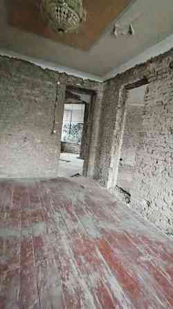 Продам 2х сталинку в центре города Днепр