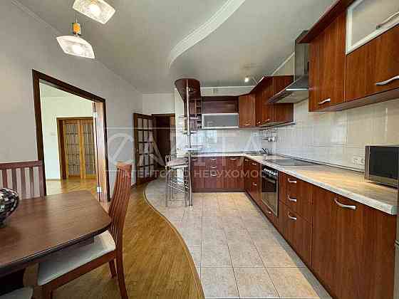 Продаж затишної 3-км. квартири/Дарницький р-н вул. Княжий Затон, 2/30 Киев