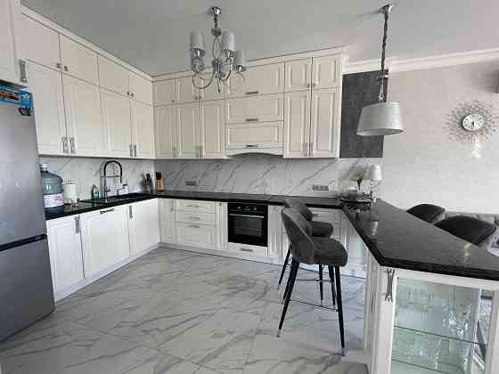 3-комн.кв. 145 м в новострое у моря 8 Фонтана/Аркадия Одесса