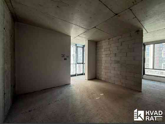 Здана 1кім + кухня-студія в ЖК Манхетен, біля міського озера, 4 поверх Ивано-Франковск