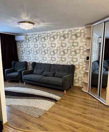 Продам 2-х кімнатну квартиру Запорожье