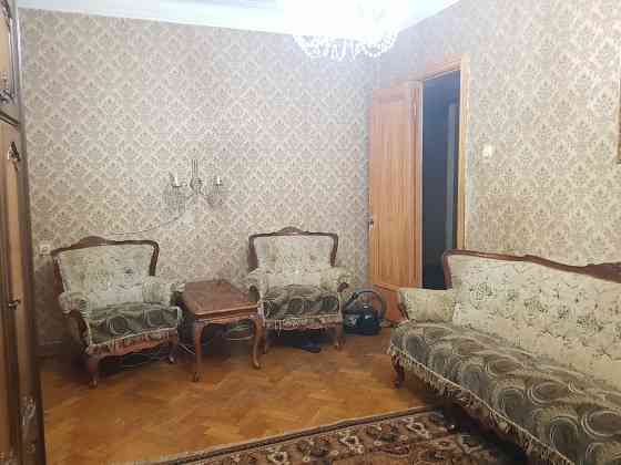 Продаю 2 квартиру метро Печерська Київ