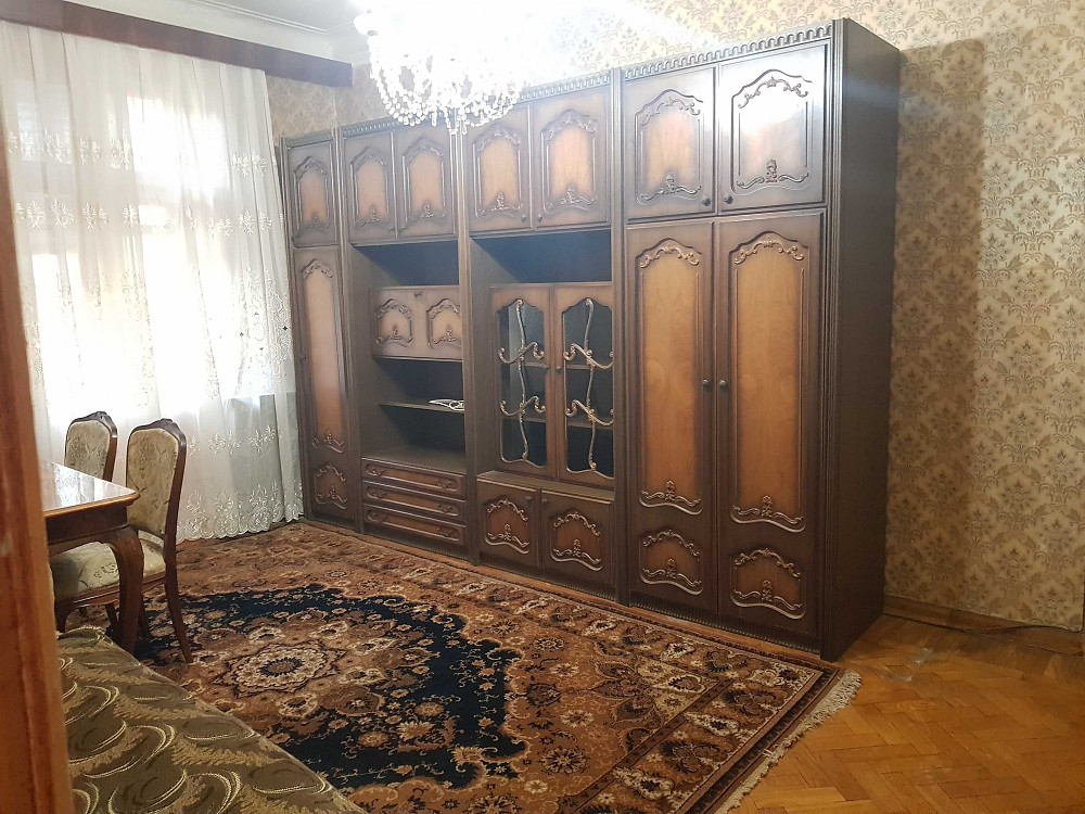 Продаю 2 квартиру метро Печерська Київ - зображення 7