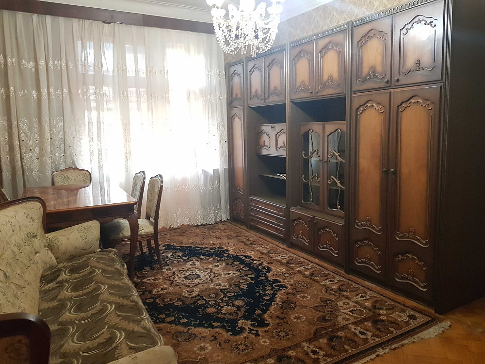 Продаю 2 квартиру метро Печерська Київ - зображення 4