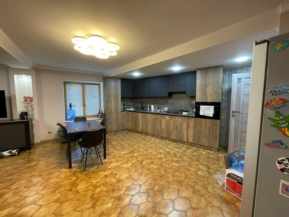 Довгострокова оренда 3-кімнатної квартири на Космосі Запоріжжя - зображення 4