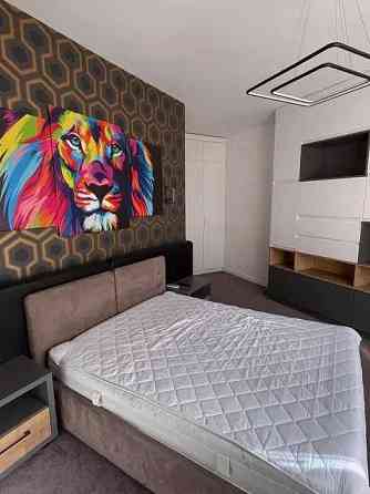 Оренда стильної трикімнатної квартири в ЖК Бульвар Фонтанів Київ