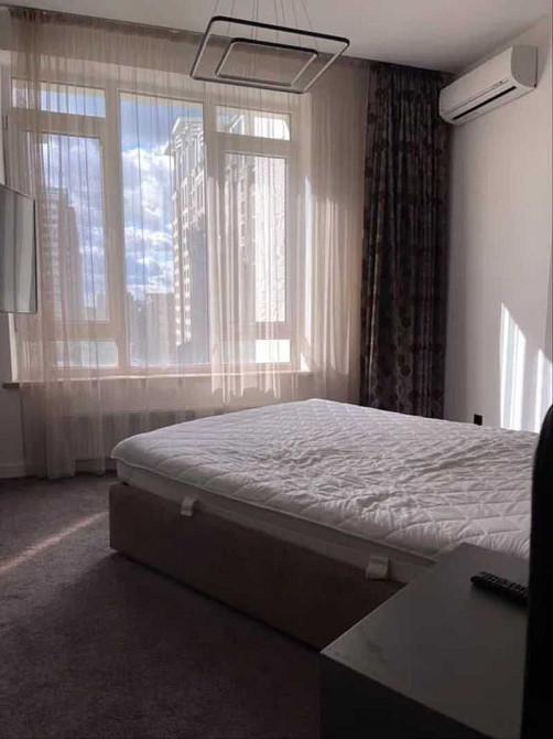 Оренда стильної трикімнатної квартири в ЖК Бульвар Фонтанів Київ - зображення 8