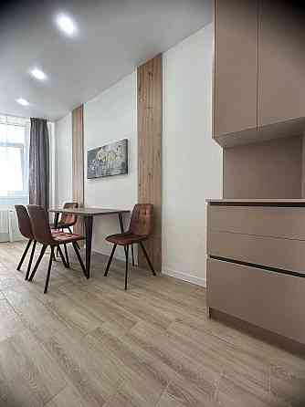 Шикарный вид, ремонт! снижение цены! Долгосрочно в Кадор на Краснова! Одеса