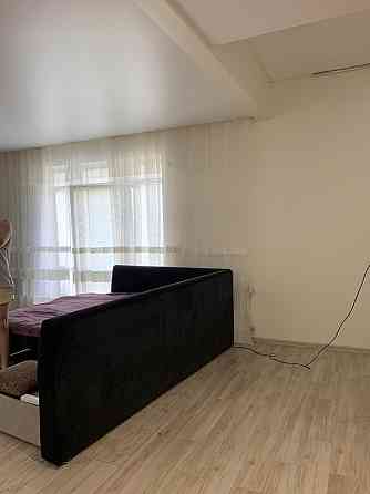 Чотирикімнатна квартира для сім'ї біля школи у Винниках Винники