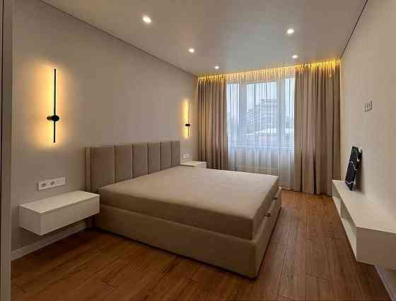 Продаж 1 к квартири ремонт вулиці Некрасова ЖК Діброва (Dibrova park) Київ