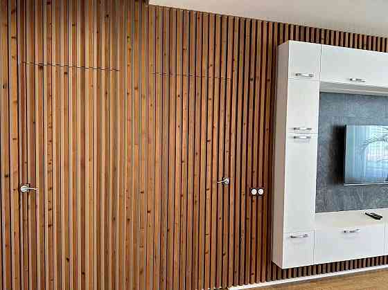 Продаж квартири з дизайнерським ремонтом в новобудові, вул. Угорська. Львов