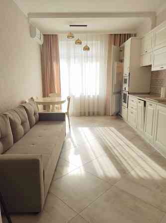 Красивая 1к квартира в центре города. ЖК Замок Цветов. Жуковского 9 Одеса