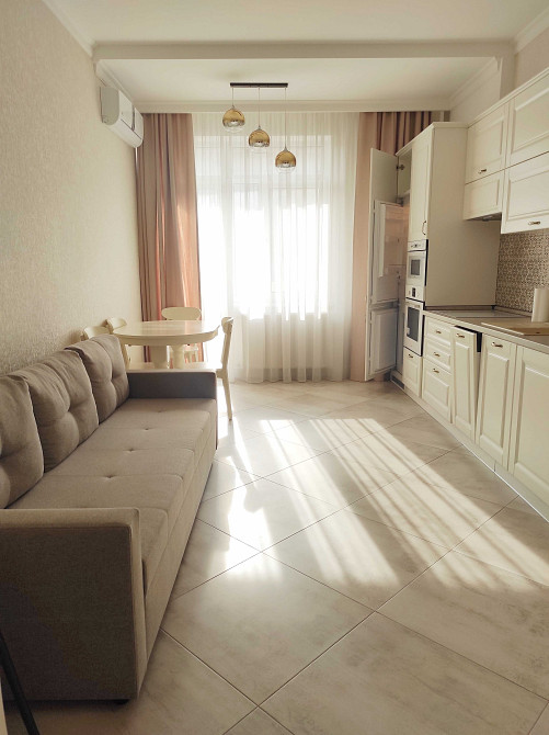 Красивая 1к квартира в центре города. ЖК Замок Цветов. Жуковского 9 Одеса - зображення 3