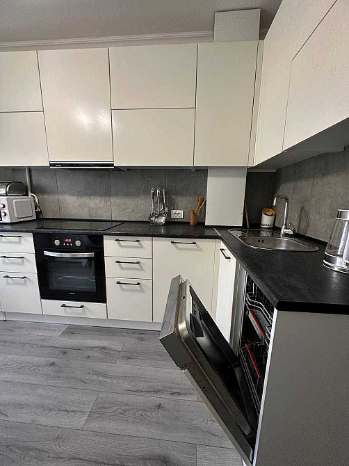 3 кімнатна з євроремонтом вул. Симоненка Ивано-Франковск - изображение 6