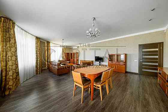 ВЕЛИКА 3к ІДЕАЛЬНО для Сім'ї або для Пари на вул Коновальця Євгена 36в Київ