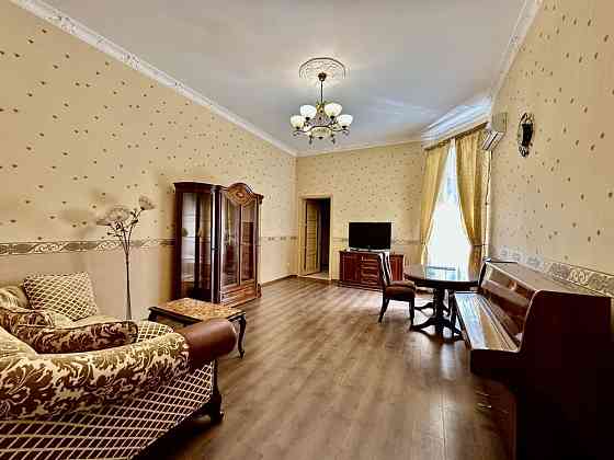 Аренда трехкомнатной квартиры в Одессе. Парк Шевченко. Дельфинарий Одеса