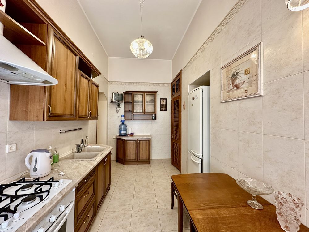 Аренда трехкомнатной квартиры в Одессе. Парк Шевченко. Дельфинарий Одеса - зображення 1