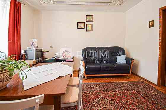 3-к. квартира на вул. Захисників України (біля 11-ї школи). Тернополь