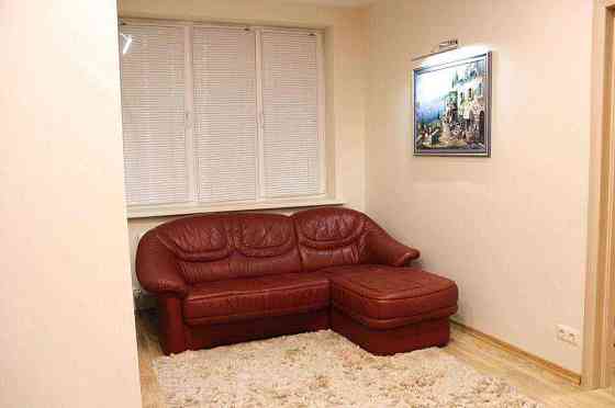 Оренда 2 кімнатної квартири по вулиці Роксоляни, Левандівка Львів