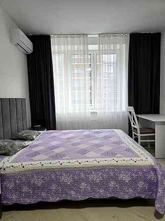 ЖК ВОДОГРАЙ! Здам простору 1к НОВОБУДОВУ З КОНДИЦІОНЕРОМ, ліжко + дива Черновцы