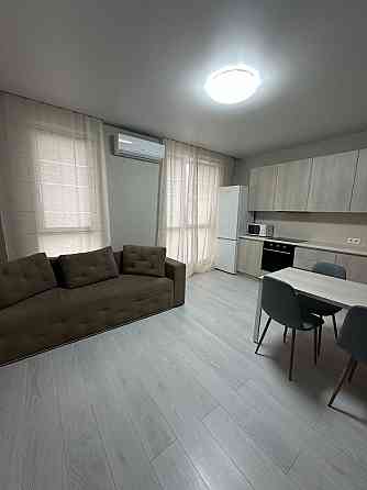 Новий Район. Закрита територія. Минай