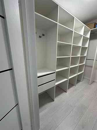 Новий Район. Закрита територія. Минай