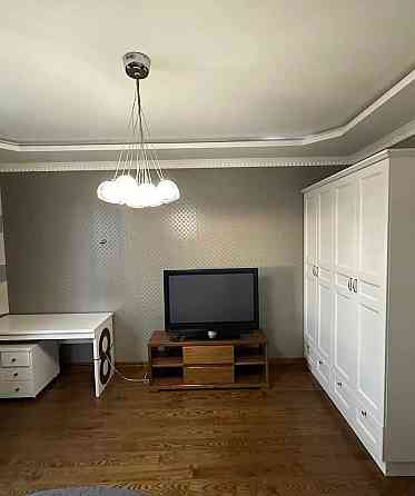 Оренда 1 км квартири поруч з озером Ивано-Франковск